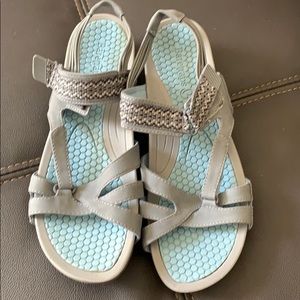 baretraps dalton sandals
